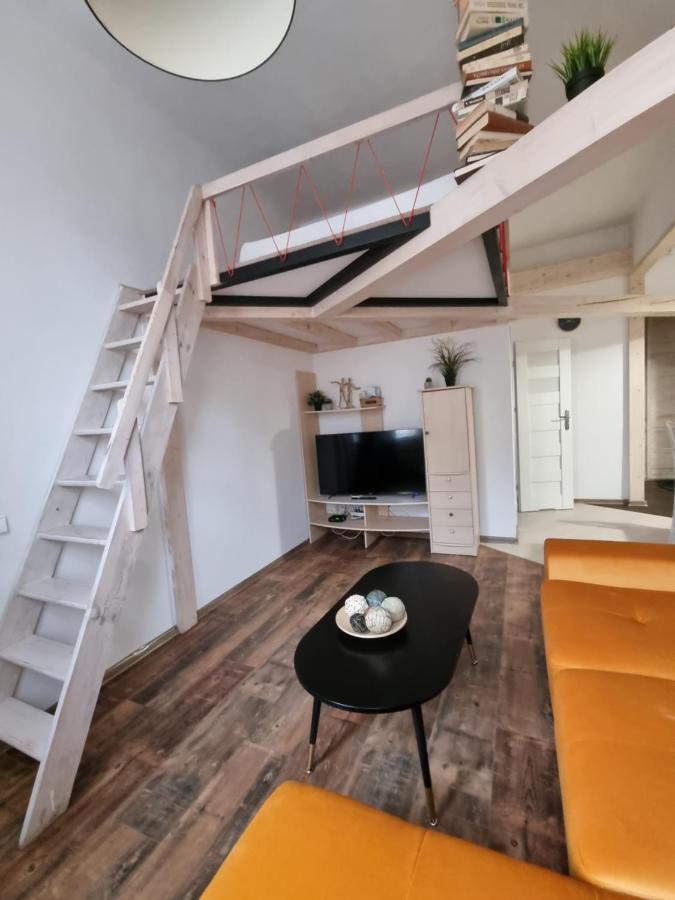 Dp Art 4 Old Town Self Check In Apartment คอนัส ภายนอก รูปภาพ