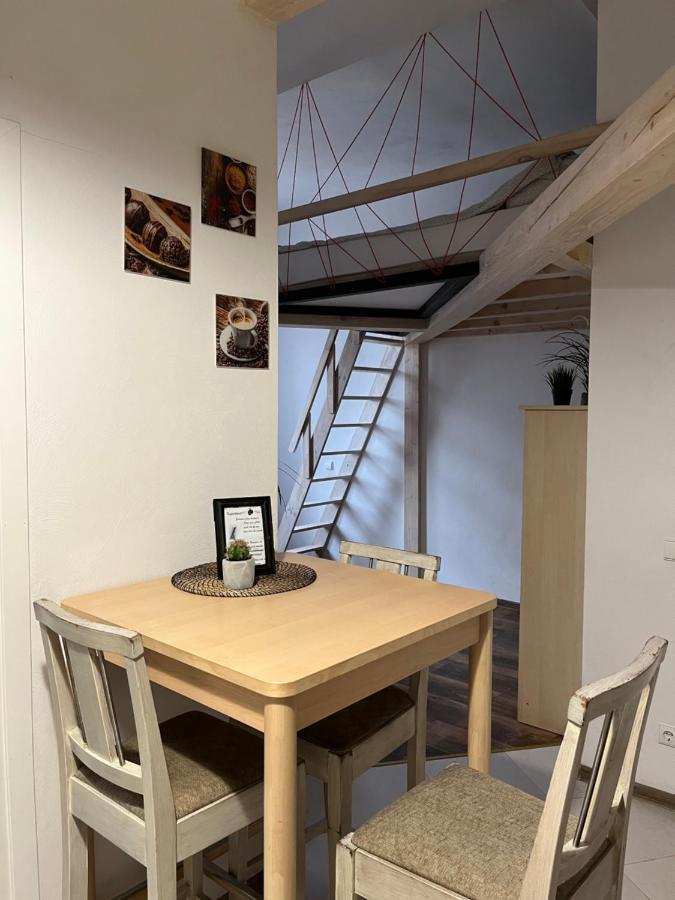 Dp Art 4 Old Town Self Check In Apartment คอนัส ภายนอก รูปภาพ